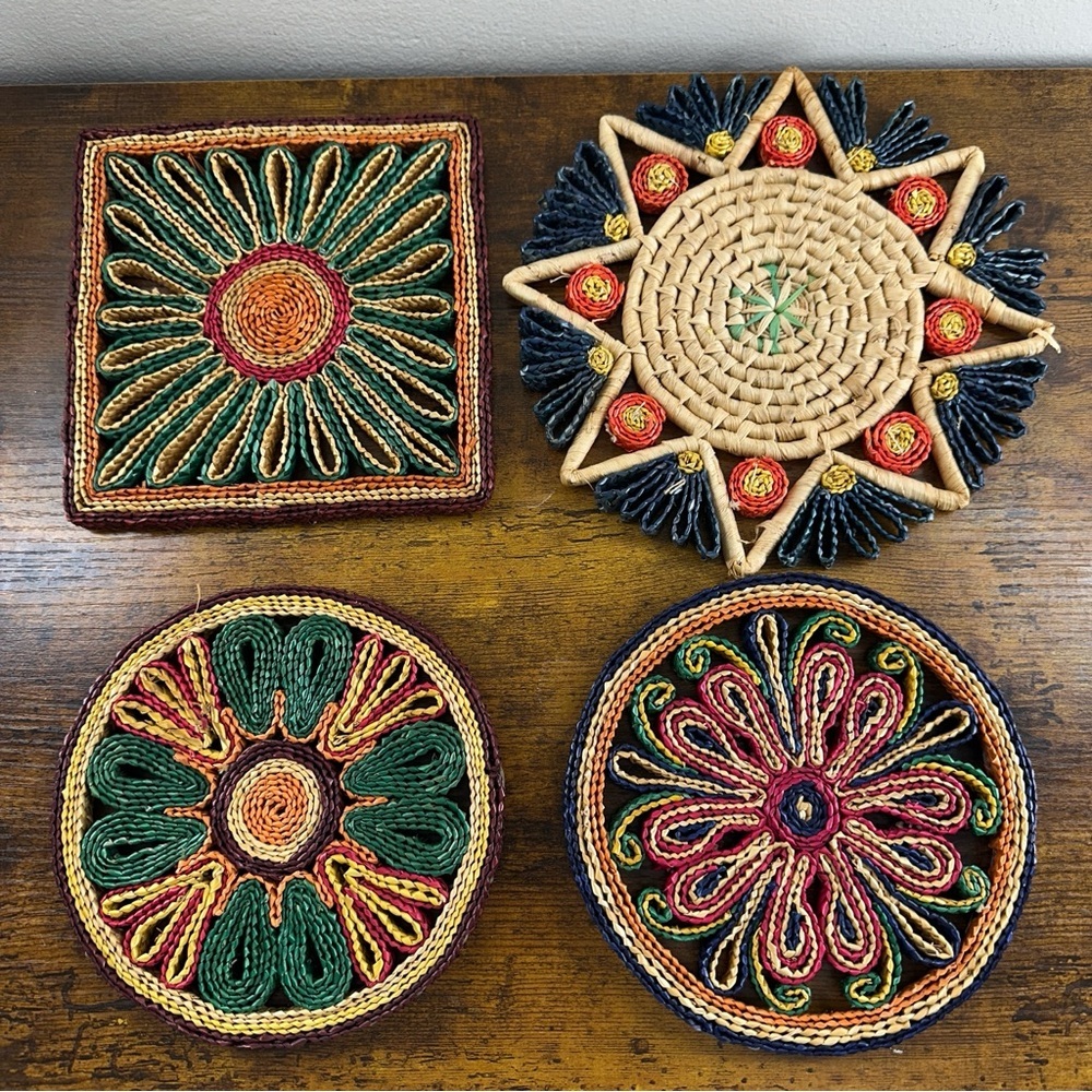 Vintage Boho Woven Straw Raffia Trivets Set of 4 Hot Pads Wall Decor MCM 70s